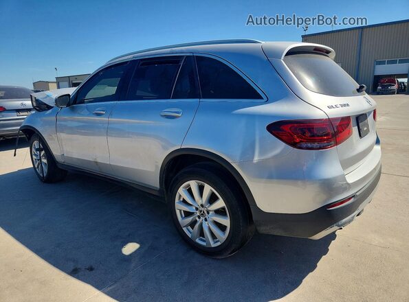 WDC0G8EB7LF676140 2020 MERCEDES-BENZ GLC-CLASS Серебряный Задняя левая четверть