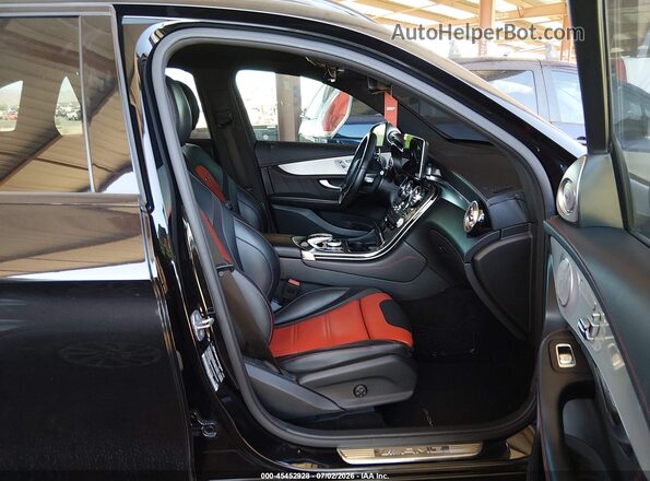 WDC0G8JB0KF499838 2019 MERCEDES-BENZ AMG GLC 63 Black Вид салону спереду