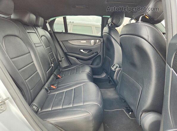WDC0J4KB0HF154102 2017 MERCEDES-BENZ GLC-CLASS Silver Вид задньої частини салону