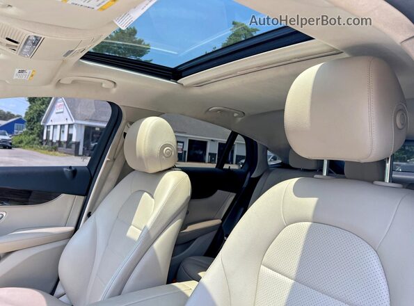 WDC0J4KB8HF132039 2017 MERCEDES-BENZ GLC-CLASS White Vista del cuadro de instrumentos