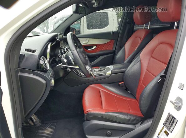 WDC0J4KB8KF572012 2019 MERCEDES-BENZ GLC-CLASS White Vista interior delantera