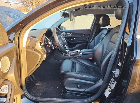 WDC0J4KBXHF201054 2017 MERCEDES-BENZ GLC-CLASS Black Vista interior delantera