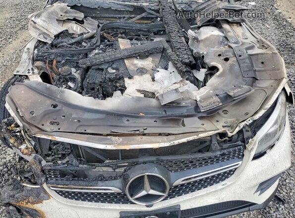 WDC0J6EB2JF381787 2018 MERCEDES-BENZ GLC-CLASS Burn Widok wnętrza z tyłu
