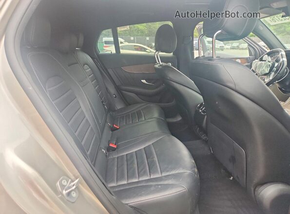 WDC0J6EB4LF728720 2020 MERCEDES-BENZ GLC-CLASS Beige Вид задньої частини салону