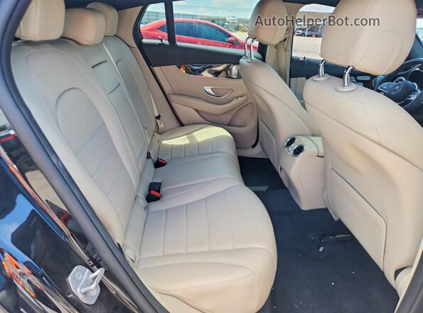 WDC0J8EB0LF685053 2020 MERCEDES-BENZ GLC-CLASS Black Вид задньої частини салону