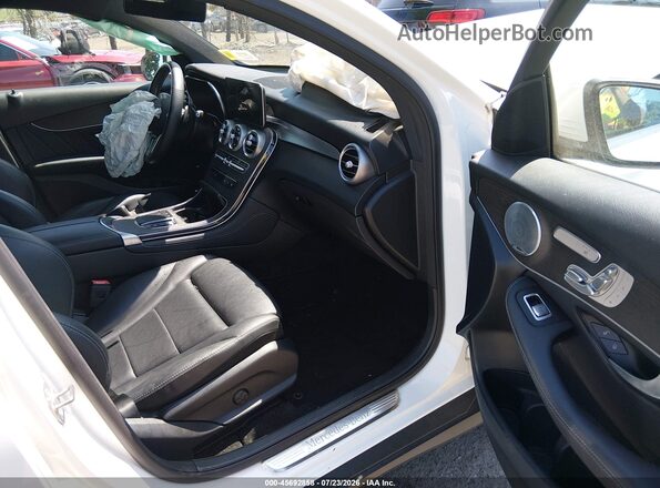 WDC0J8EB9LF723105 2020 MERCEDES-BENZ GLC 300 COUPE Белый Вид салона спереди