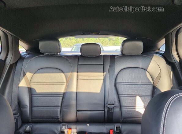 WDC0J8KB5JF438256 2018 MERCEDES-BENZ GLC-CLASS Black Widok tylnych siedzeń