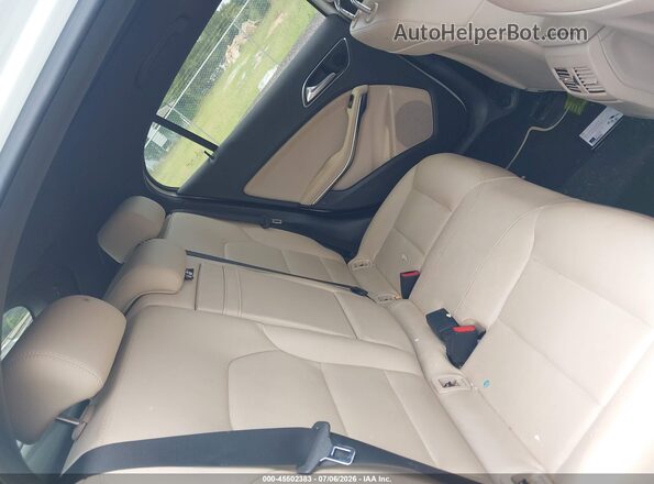 WDCTG4EB0GJ256728 2016 MERCEDES-BENZ GLA 250 White Вид наклейки з VIN-кодом