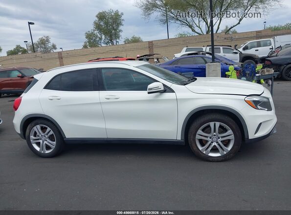 WDCTG4EB0HJ297894 2017 MERCEDES-BENZ GLA 250 White Rear interior view