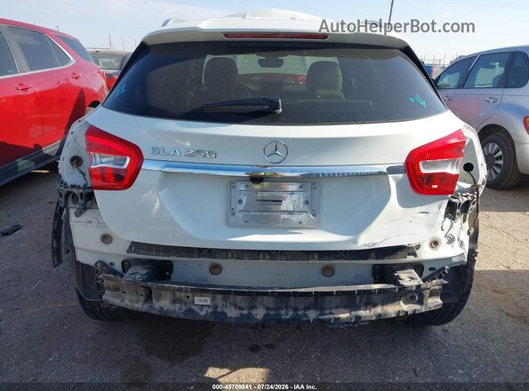 WDCTG4EB2JJ428278 2018 MERCEDES-BENZ GLA 250 White Vista frontal