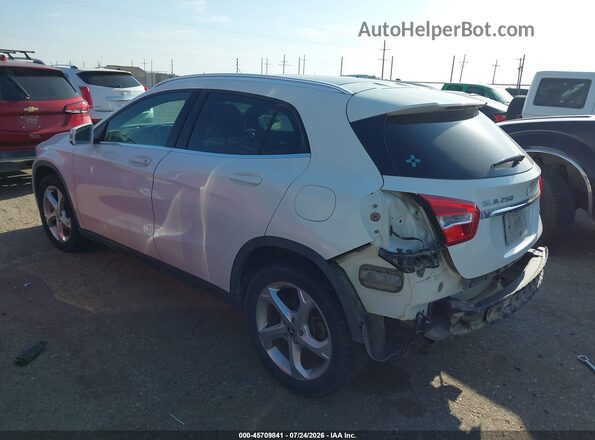 WDCTG4EB2JJ428278 2018 MERCEDES-BENZ GLA 250 White Trasero izquierdo