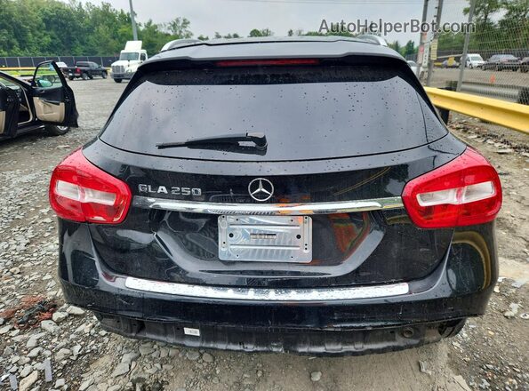WDCTG4EB2JJ458476 2018 MERCEDES-BENZ GLA Black Rear view