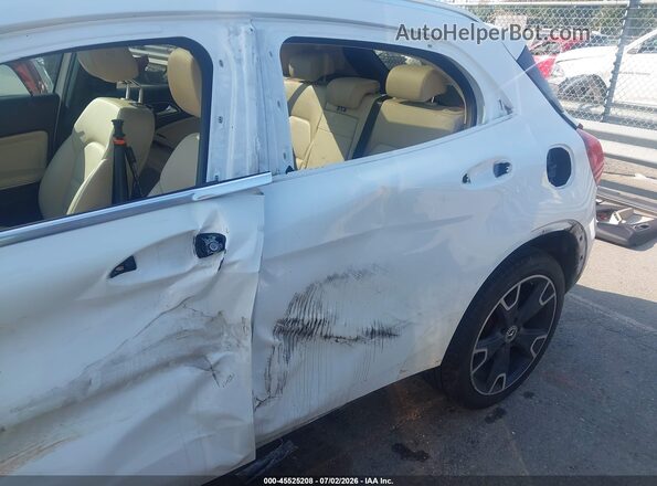 WDCTG4EB2KU018256 2019 MERCEDES-BENZ GLA 250 White 