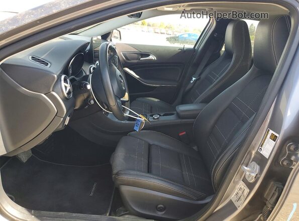 WDCTG4EB3HJ285089 2017 MERCEDES-BENZ GLA Gray Սալոնի դիմացի տեսք