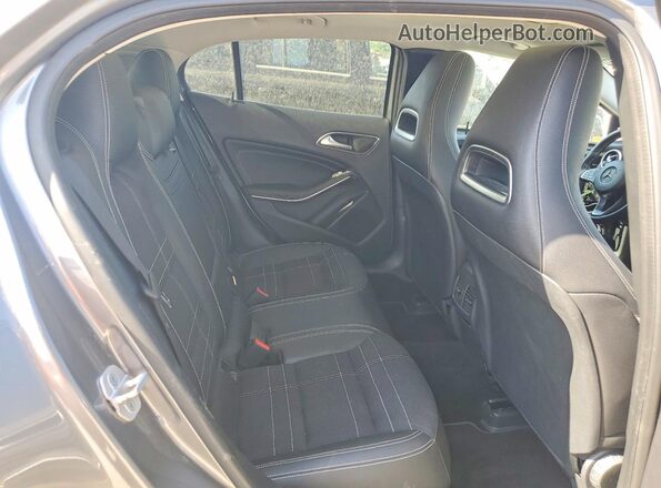 WDCTG4EB3HJ285089 2017 MERCEDES-BENZ GLA Gray Սալոնի հետևի տեսք