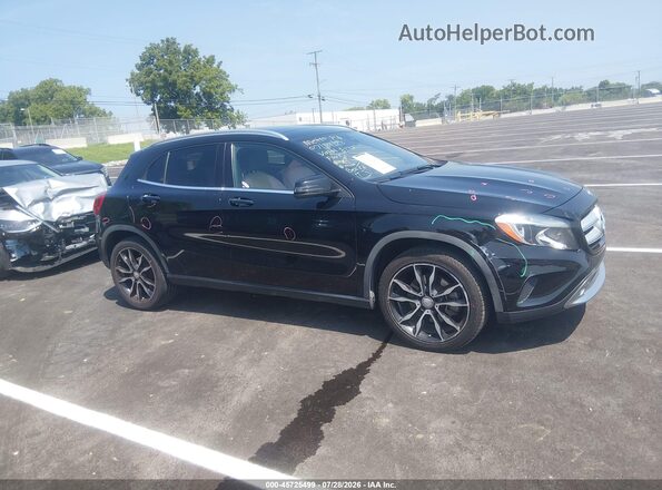 WDCTG4EB3HJ338132 2017 MERCEDES-BENZ GLA 250 Black Вид щитка приладів
