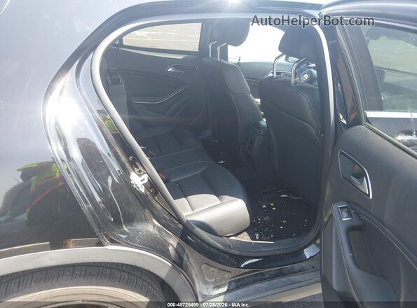 WDCTG4EB3HJ338132 2017 MERCEDES-BENZ GLA 250 Black Вид наклейки з VIN-кодом