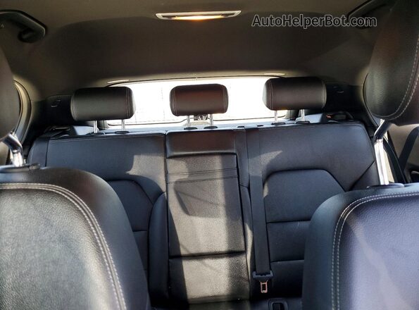 WDCTG4EB3JJ466151 2018 MERCEDES-BENZ GLA Black Vista de los asientos traseros
