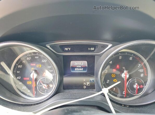 WDCTG4EB3JJ471415 2018 MERCEDES-BENZ GLA Белый Вид щитка приборов