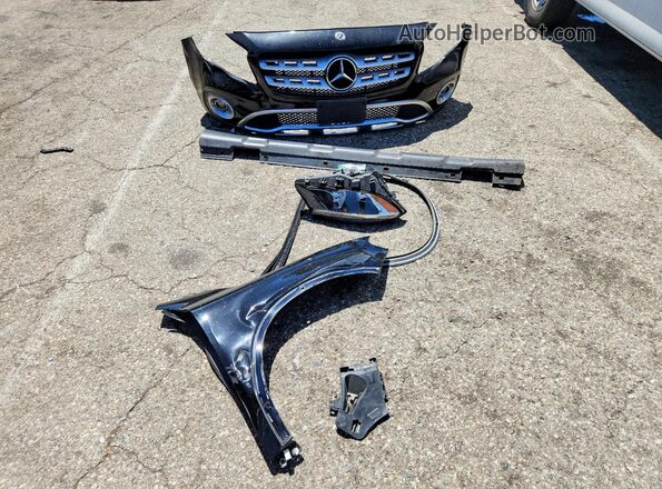 WDCTG4EB3KU014541 2019 MERCEDES-BENZ GLA Black Вид наклейки з VIN-кодом