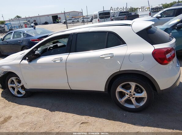 WDCTG4EB4JJ398071 2018 MERCEDES-BENZ GLA 250 White Սալոնի հետևի տեսք