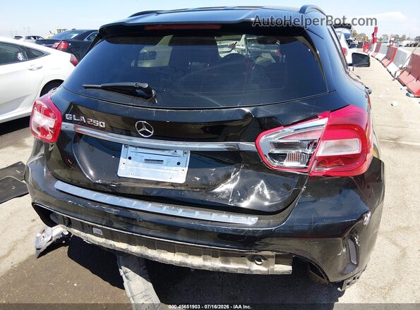 WDCTG4EB4JJ499854 2018 MERCEDES-BENZ GLA 250 Black Widok z przodu