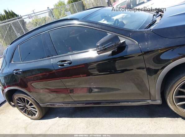 WDCTG4EB4JJ499854 2018 MERCEDES-BENZ GLA 250 Black Widok wnętrza z tyłu