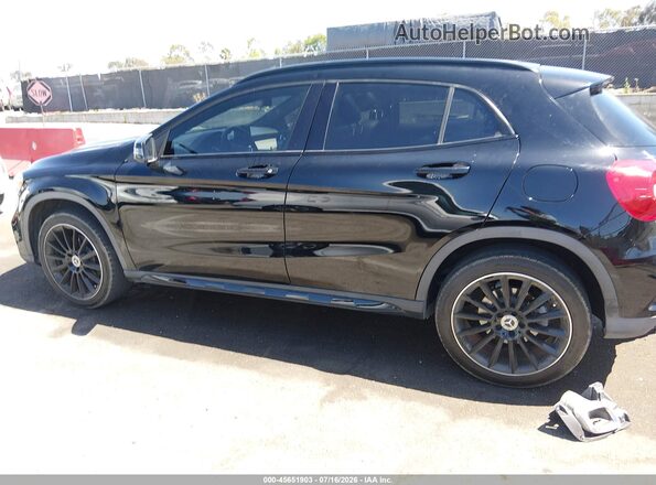 WDCTG4EB4JJ499854 2018 MERCEDES-BENZ GLA 250 Black Widok wnętrza 360 stopni