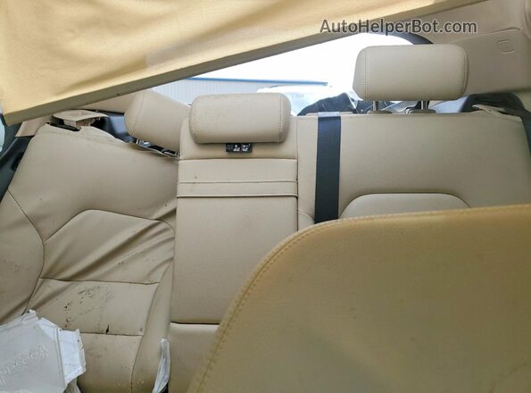 WDCTG4EB5KU007946 2019 MERCEDES-BENZ GLA White Widok tylnych siedzeń