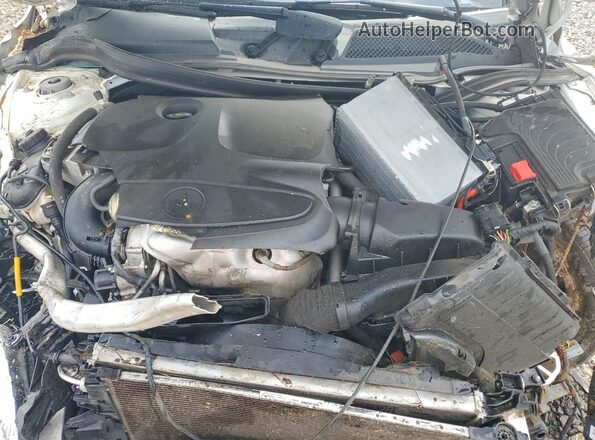 WDCTG4EB5KU007946 2019 MERCEDES-BENZ GLA White Widok komory silnika