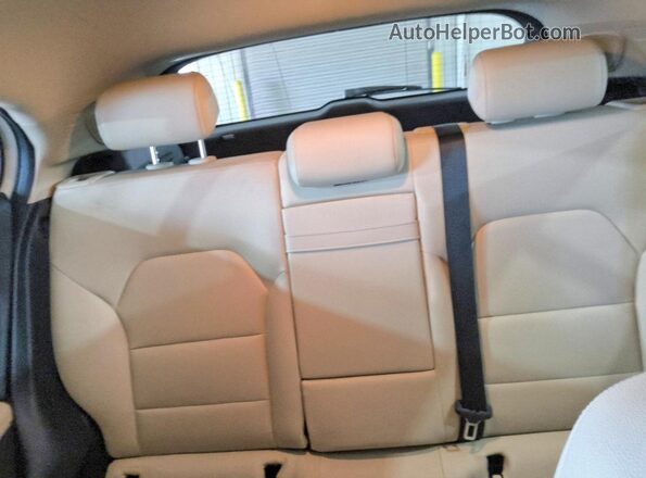 WDCTG4EB6GJ243353 2016 MERCEDES-BENZ GLA White Հետևի նստատեղերի տեսք