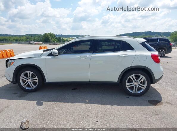 WDCTG4EB6HJ357337 2017 MERCEDES-BENZ OTHER White Widok wnętrza 360 stopni