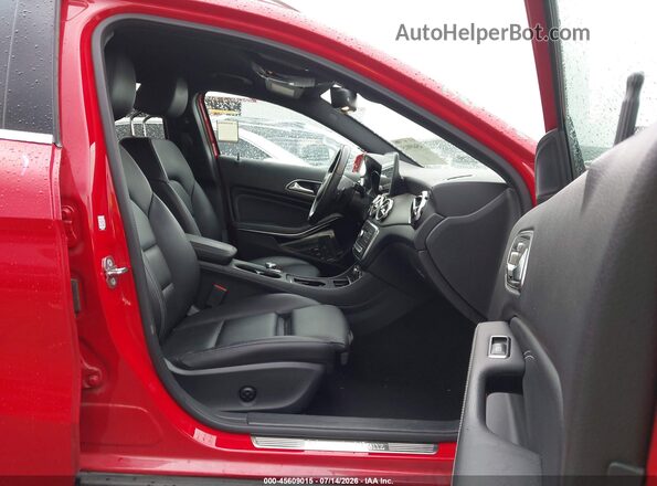 WDCTG4EB6LU022442 2020 MERCEDES-BENZ GLA 250 Red წინა სალონის ხედი
