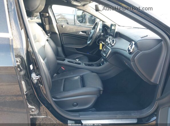 WDCTG4EB7LU027858 2020 MERCEDES-BENZ GLA 250 Black Front interior view