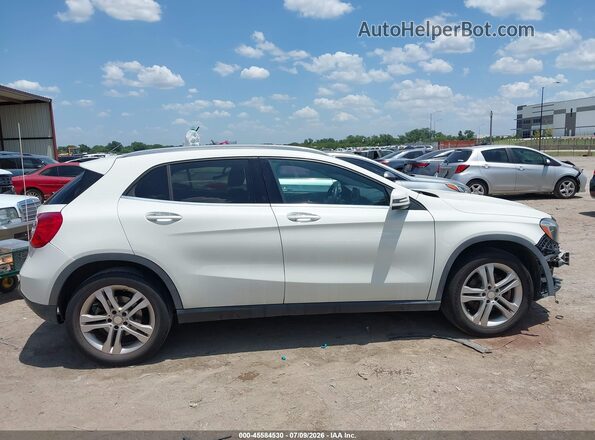 WDCTG4EB9GJ204160 2016 MERCEDES-BENZ GLA 250 Белый Вид задней части салона
