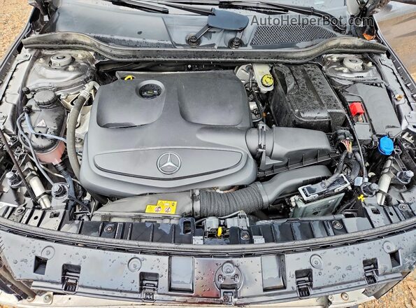 WDCTG4EBXJJ489538 2018 MERCEDES-BENZ GLA Gray Widok wnętrza z tyłu