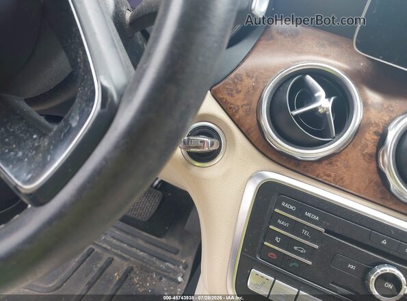 WDCTG4GB0LU024202 2020 MERCEDES-BENZ GLA 250 Black Առջևի վահանակի տեսք