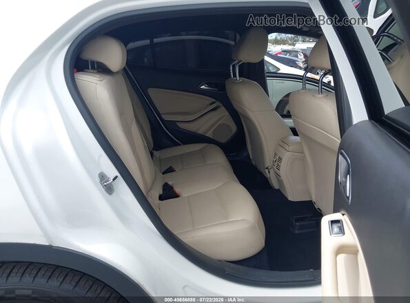 WDCTG4GB2JU000237 2018 MERCEDES-BENZ GLA 250 Белый Вид наклейки с VIN-кодом