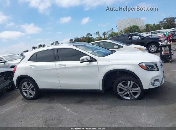 WDCTG4GB2JU000237 2018 MERCEDES-BENZ GLA 250 Белый Панорамный вид салона 360°