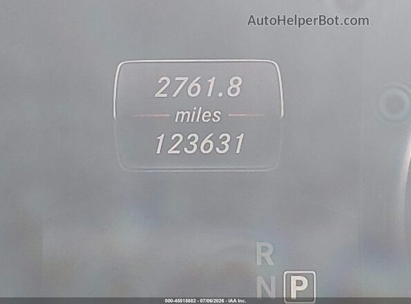 WDCTG4GB4GJ217038 2016 MERCEDES-BENZ GLA 250 Silver 