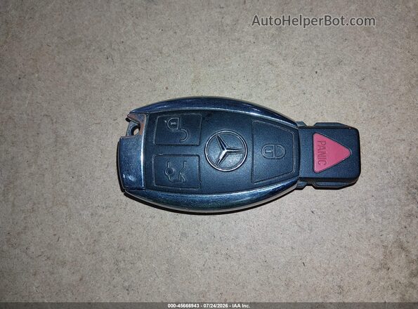 WDCTG4GB4HJ349797 2017 MERCEDES-BENZ GLA 250 Silver Dashboard view