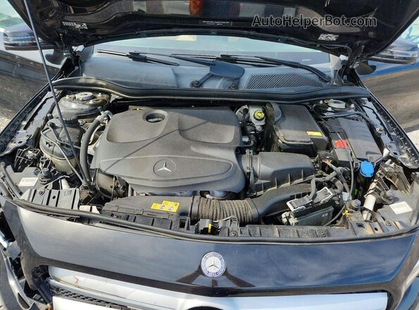 WDCTG4GB5GJ221468 2016 MERCEDES-BENZ GLA Black Vista del compartimento del motor