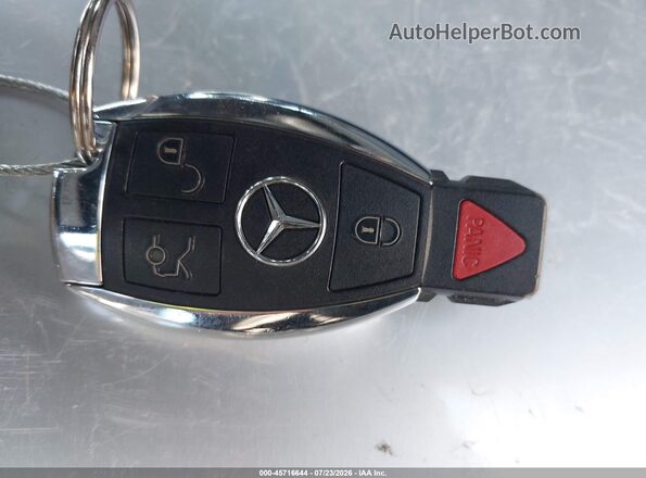 WDCTG4GB5GJ253191 2016 MERCEDES-BENZ GLA 250 White Vista del salpicadero