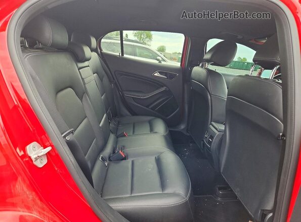 WDCTG4GB6HJ332452 2017 MERCEDES-BENZ GLA Red Rear seats view
