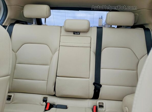 WDCTG4GB8GJ225417 2016 MERCEDES-BENZ GLA Белый Вид задних сидений