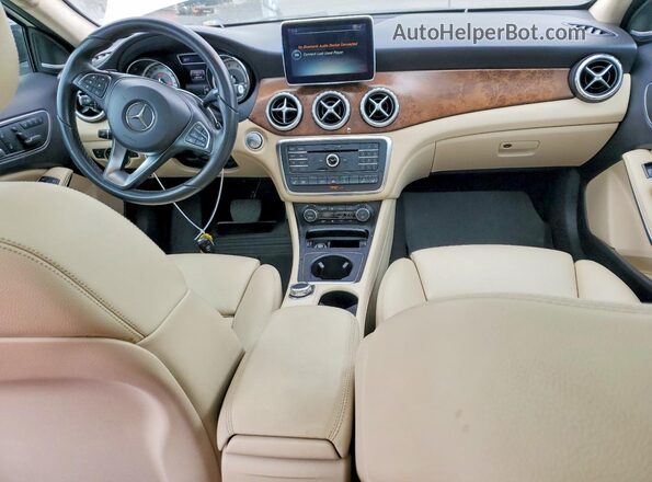 WDCTG4GB8GJ225417 2016 MERCEDES-BENZ GLA Белый Вид панели приборов