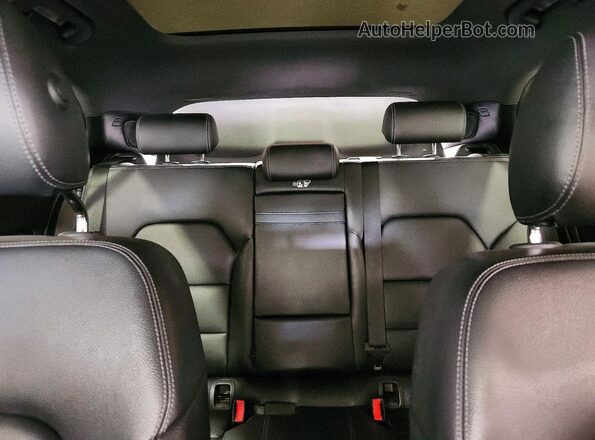 WDCTG4GB8GJ235686 2016 MERCEDES-BENZ GLA White Հետևի նստատեղերի տեսք