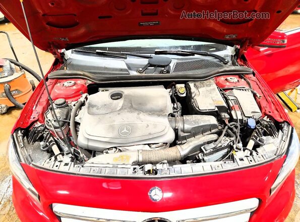 WDCTG4GB8GJ239222 2016 MERCEDES-BENZ GLA Red Շարժիչի բաժամունքի տեսք