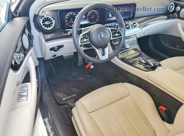 WDD1K6HB2KF083783 2019 MERCEDES-BENZ E White Dashboard view