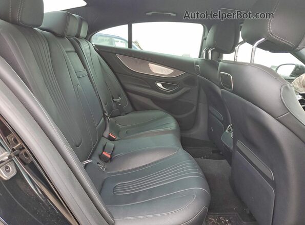 WDD2J5KB6KA015025 2019 MERCEDES-BENZ CLS-CLASS Black Widok tylnych siedzeń